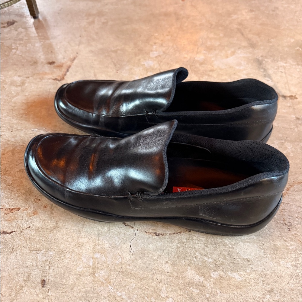 Men's Prada Black Leather Slip-On Loafers - Picture 4 of 9